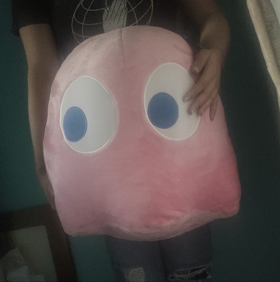 Pac Man Ghost Plushie - Picture 3 of 3